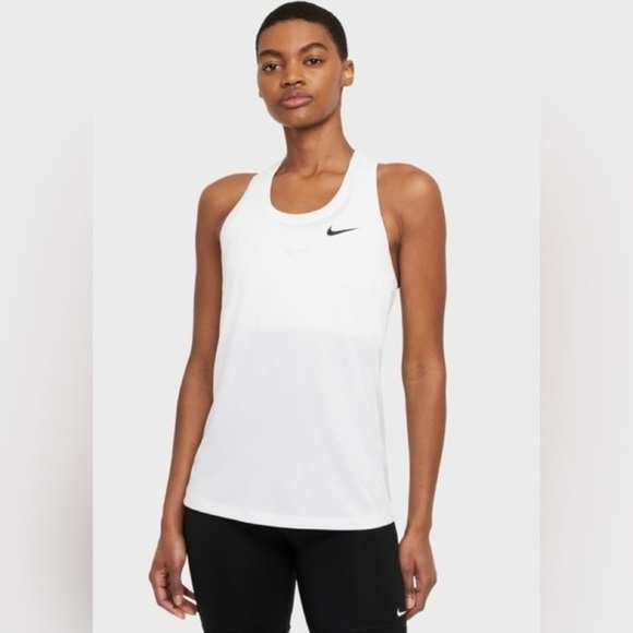 NIKE women’s dri-fit white tank medium NWT - Picture 1 of 3